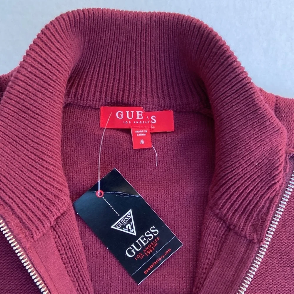 New GUESS Mens Sweater SZ M